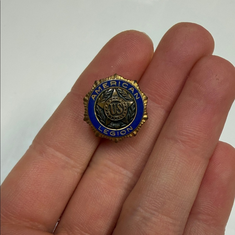 Vintage American Legion Blue and Gold Pin